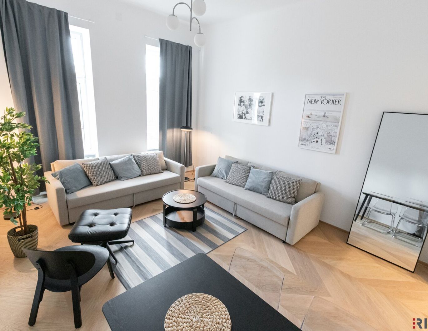 II MODERNE 2 ZIMMER ALTBAUWOHNUNG MIT 25m² TERRASSE II KOMPLETT MÖBLIERT II EINBAUKÜCHE II NÄHE U6 NÄHE U6/AKH/VOLKSOPER/WUKII AIRBNB