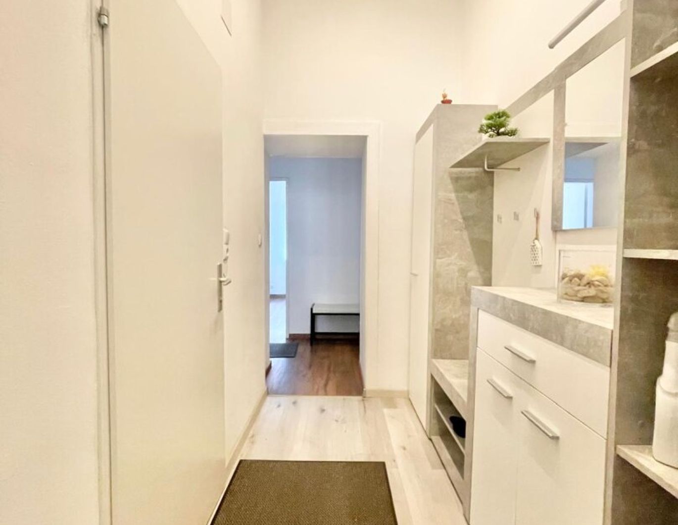 Moderne 2-Zimmer-Wohnung in 1110 Wien nähe U3 Simmerin