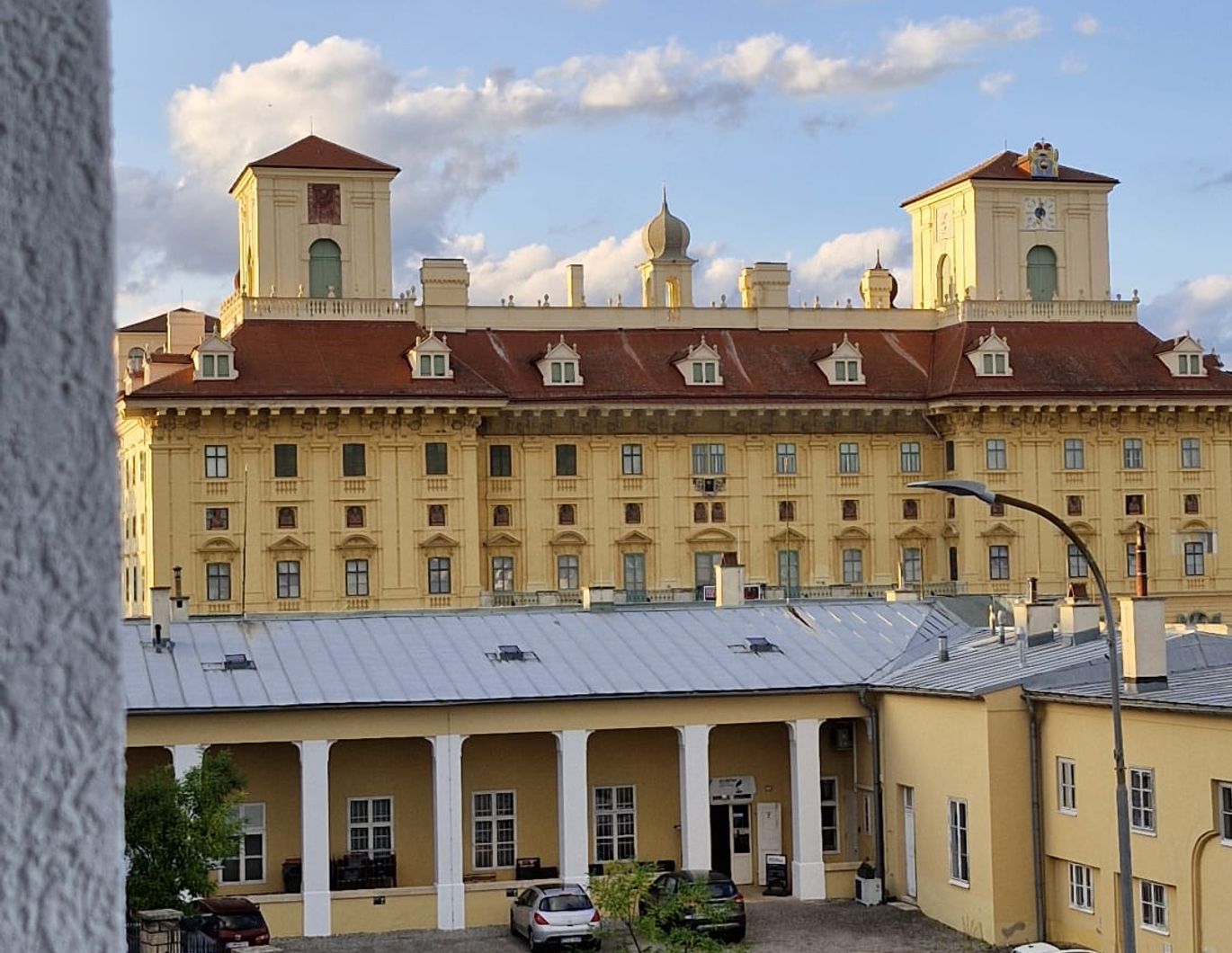 In Eisenstadt: Wohnung mit Terrasse & Schlossblick!