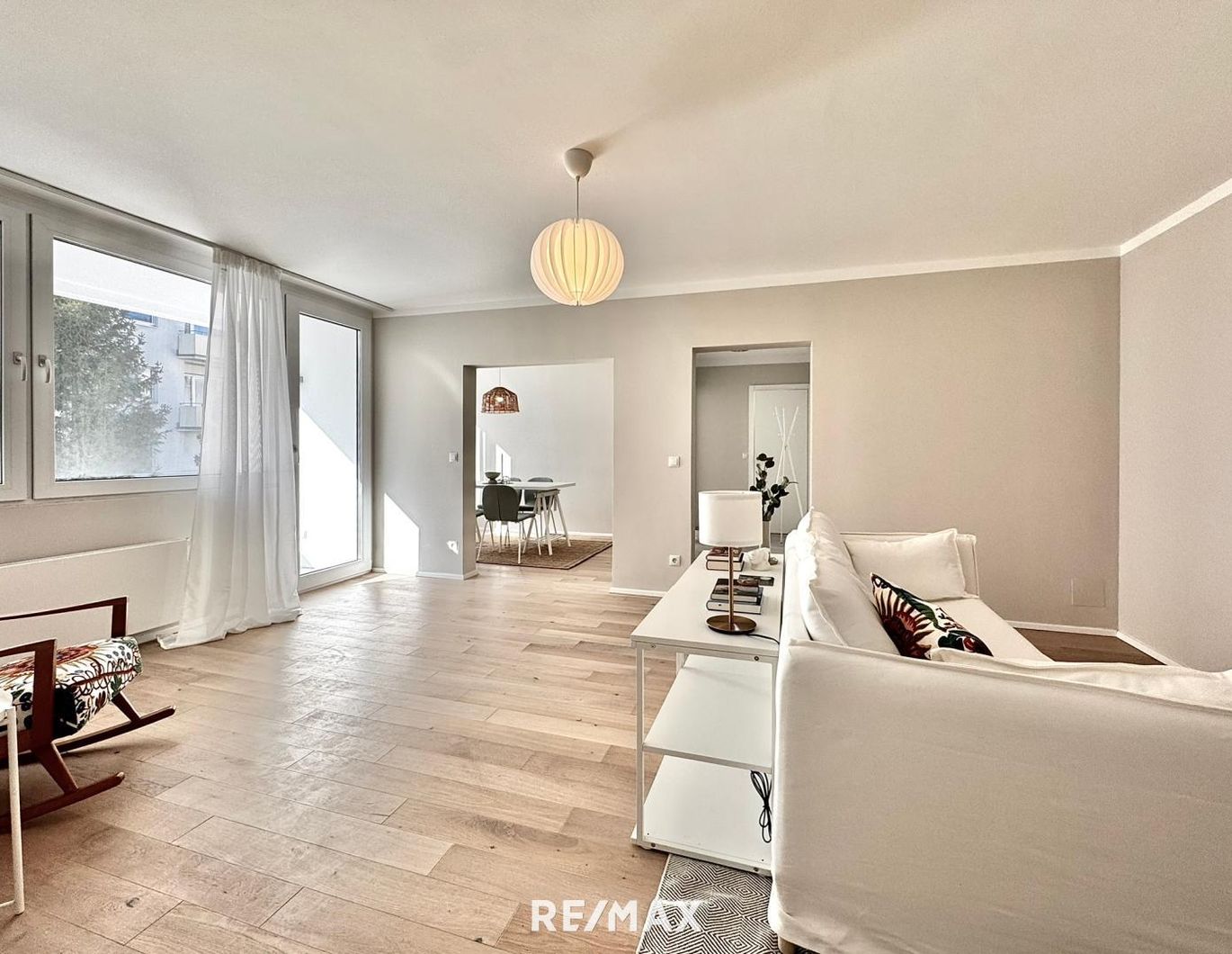 Komplett renovierter Familien-Wohntraum, 4 Zimmer, Loggia in Ober St. Veiter Bestlage