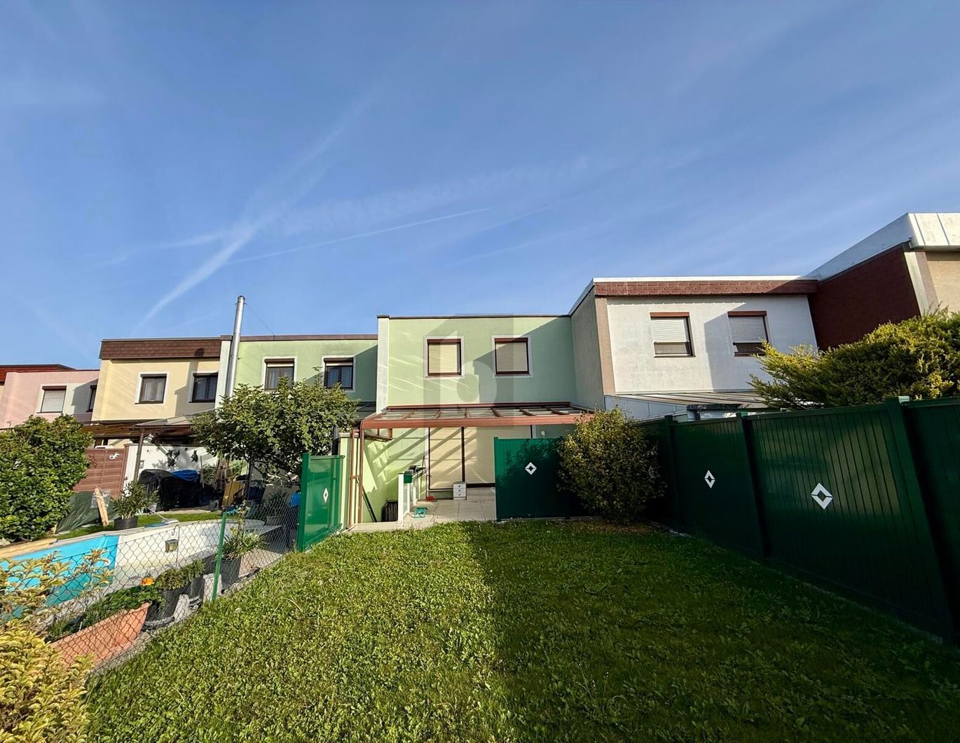 Preisreduktion! CHARMANTES WOHNEN MIT TOLLEM GARTEN!