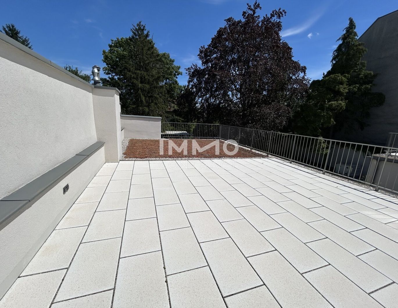 EINFACH COOL: MAISONETTE -LOFTSTIL und EIGENER DACHGARTEN !