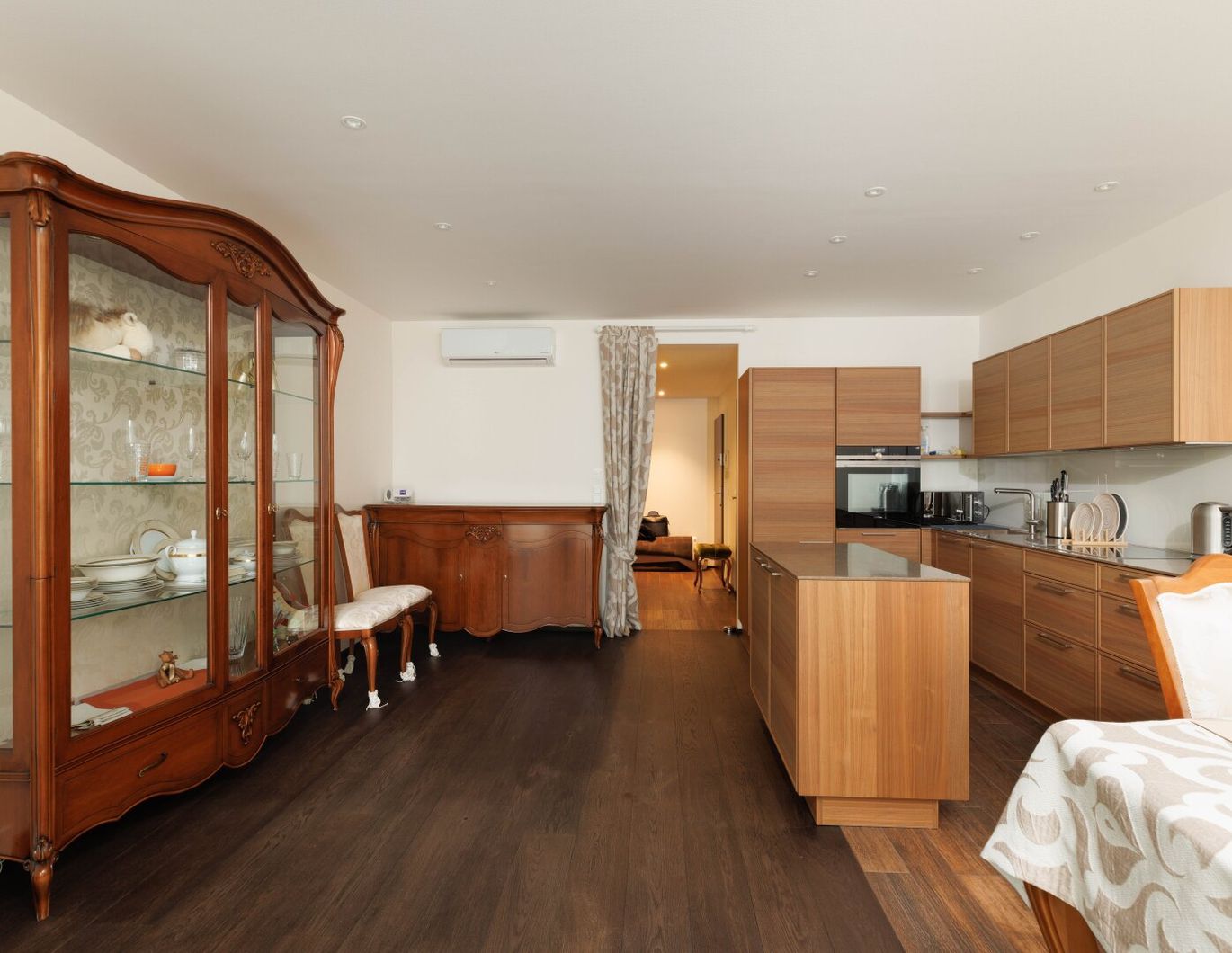 Preis reduziert - Neubau-Luxuswohnung Nähe Schwedenplatz, voll möbliert!