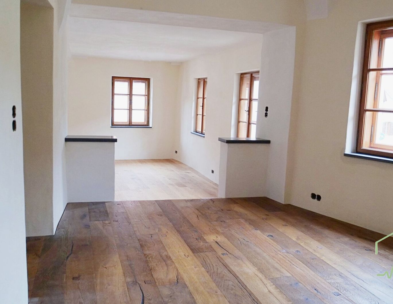 Großzügige, helle Familienwohnung mit Panoramablick!