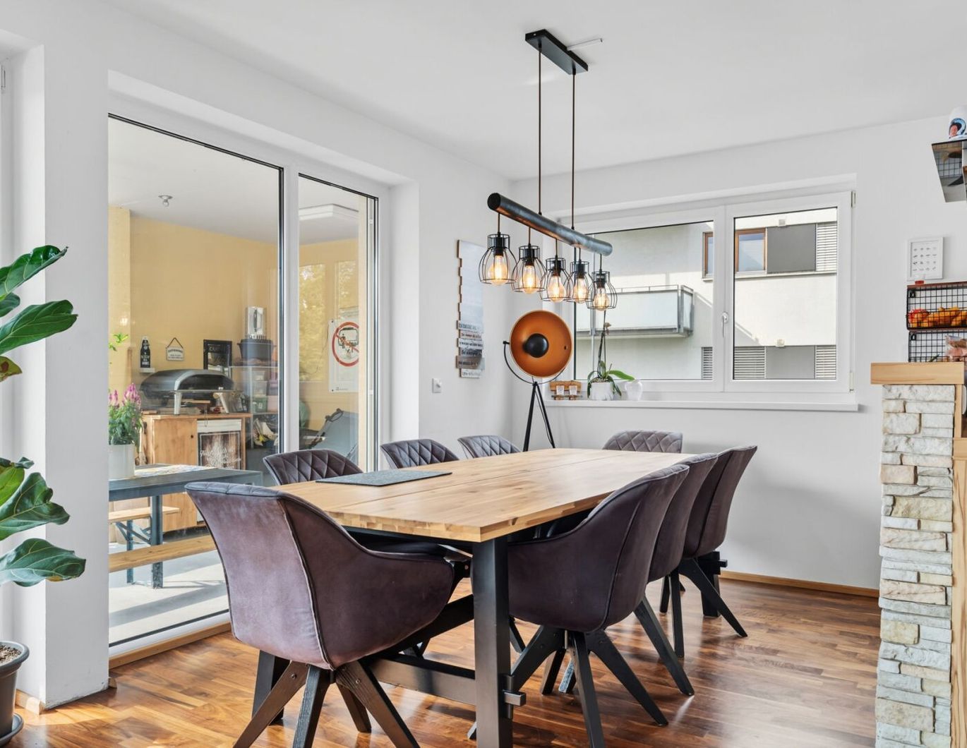 Traumhafte 4-Zimmer Wohnung in Hard mit Terrasse und Carport