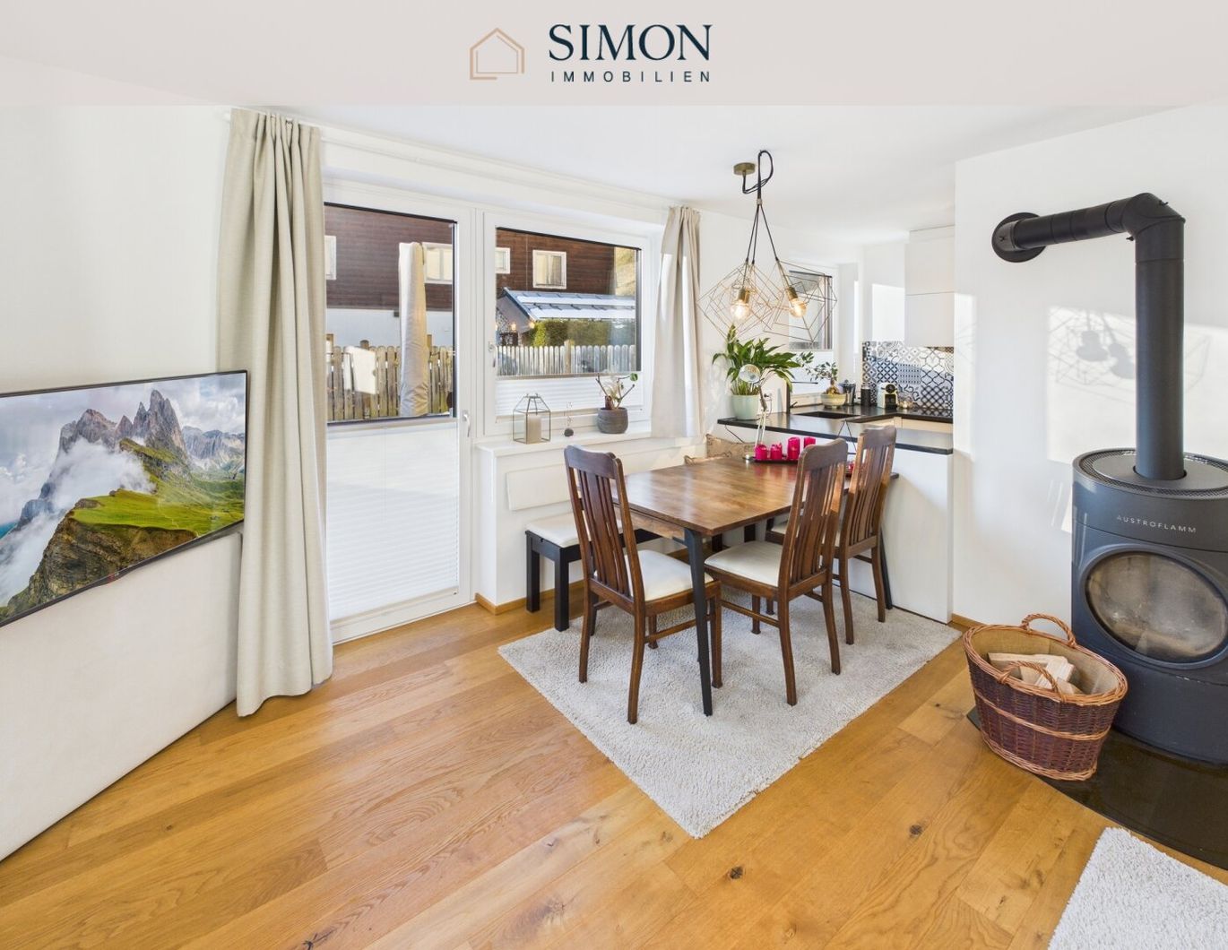 Lichtdurchflutete Wohnung nahe dem Zeller See mit Terrasse und Kachelofen