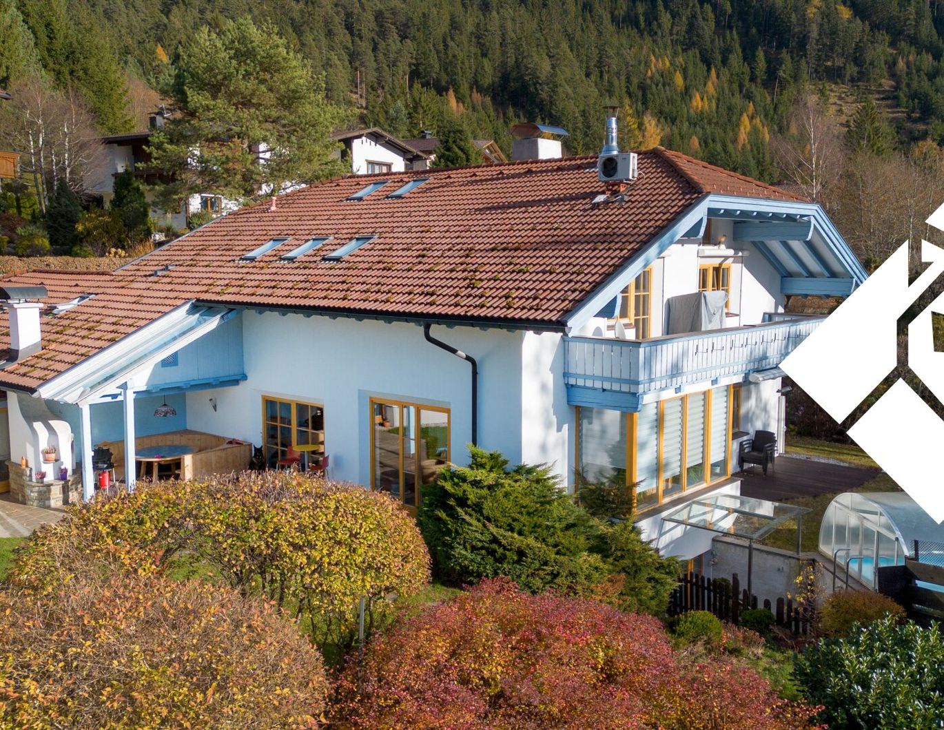 Exklusive Landhausvilla mit Panoramablick am Achensee mit großzügigem Grundstück, Pool & Toplage an der Rofanbahn