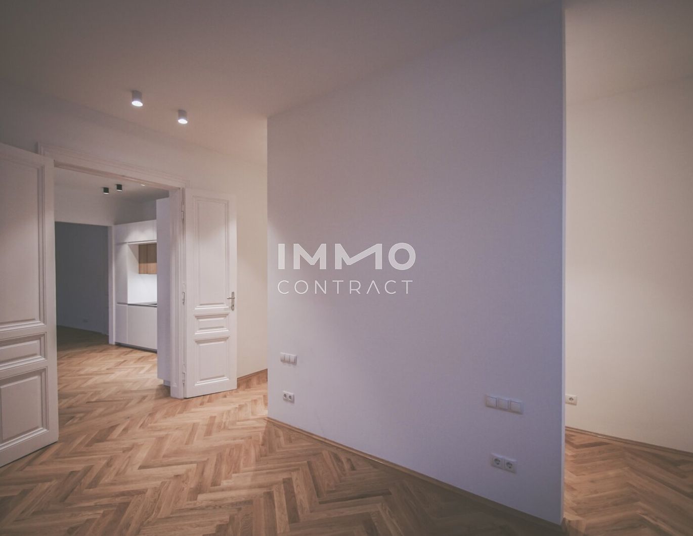 Zeitlose Eleganz im Stilaltbau - Luxuriös sanierte Traumwohnung