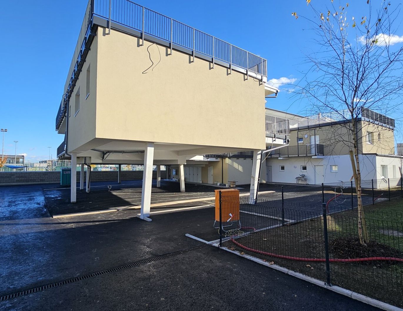 Penthousewohnung mit 104m² Wohnfläche und 149m² West- Dachterrasse mit 2 Parkplätze in Premstätten bei Graz