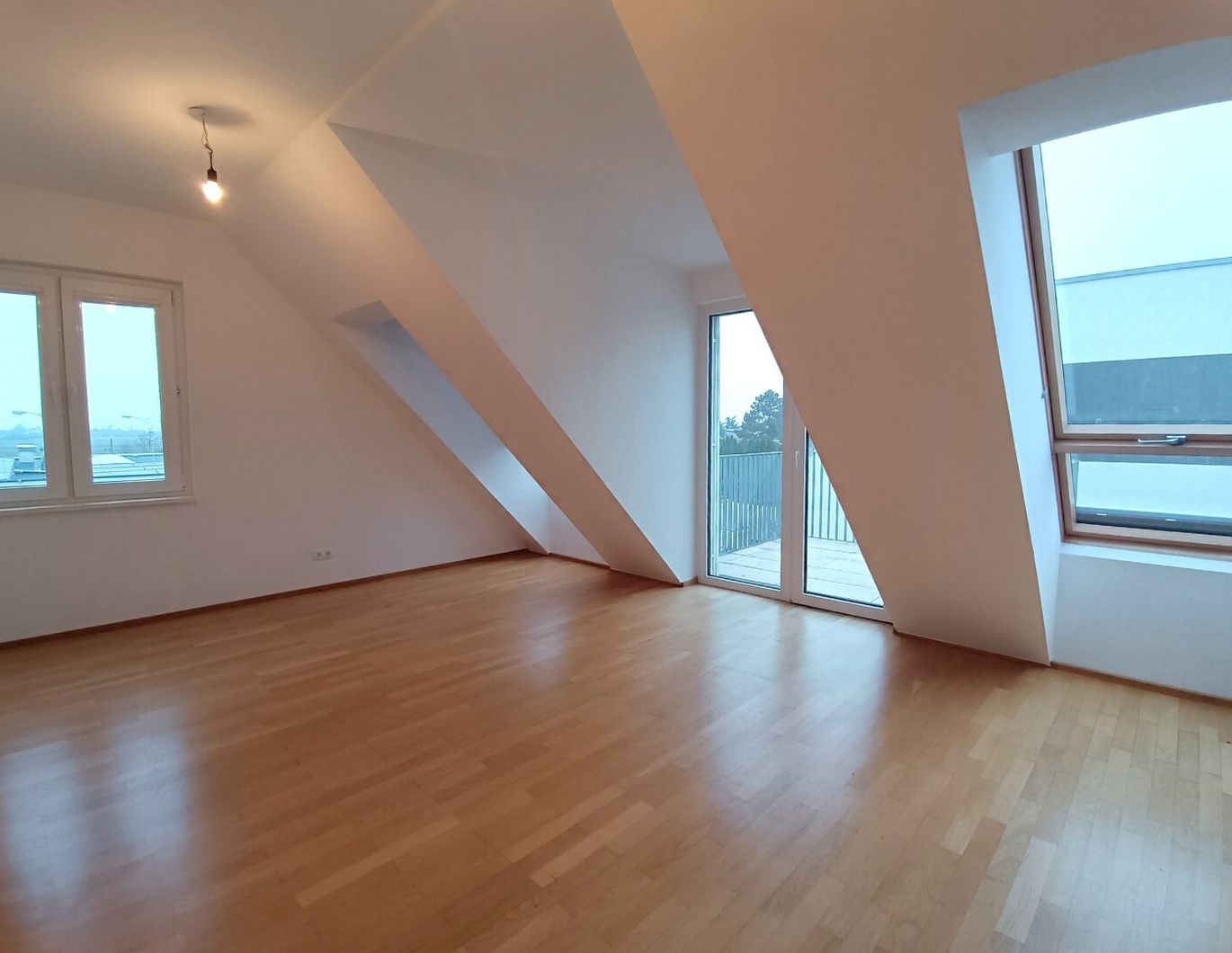 Neubau! Siedlung Rustenfeld! 2-Zimmer Wohnung im Dachgeschoss mit Balkon!