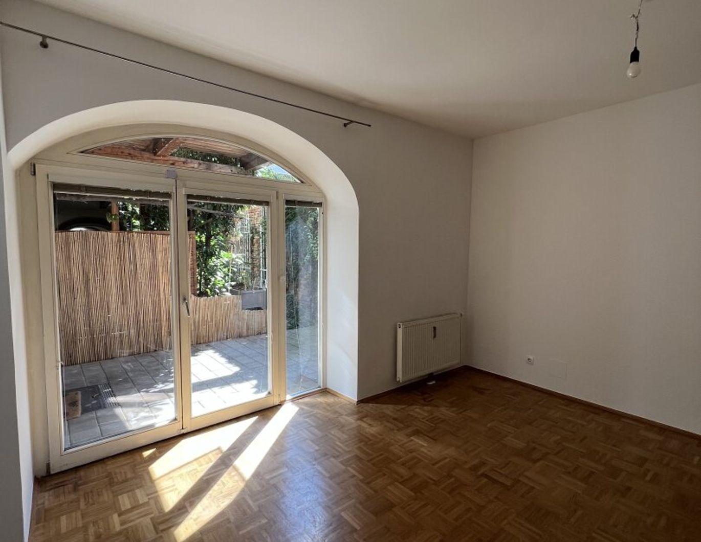 Griesgasse: Schöne 2 Zimmerwohnung im Erdgeschoss