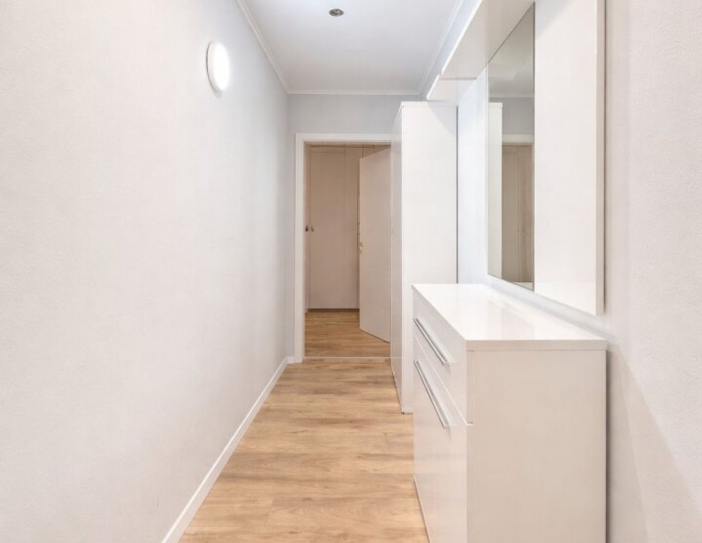 Stilvolle 3-Zimmer-Wohnung in urbaner Lage - modern, lichtdurchflutet & sofort bezugsbereit