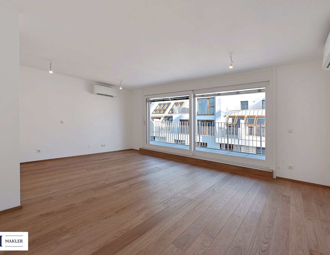 The Temptation: 2-Zimmer Erstbezug mit großer Dachterrasse - Nähe Kutschkermarkt