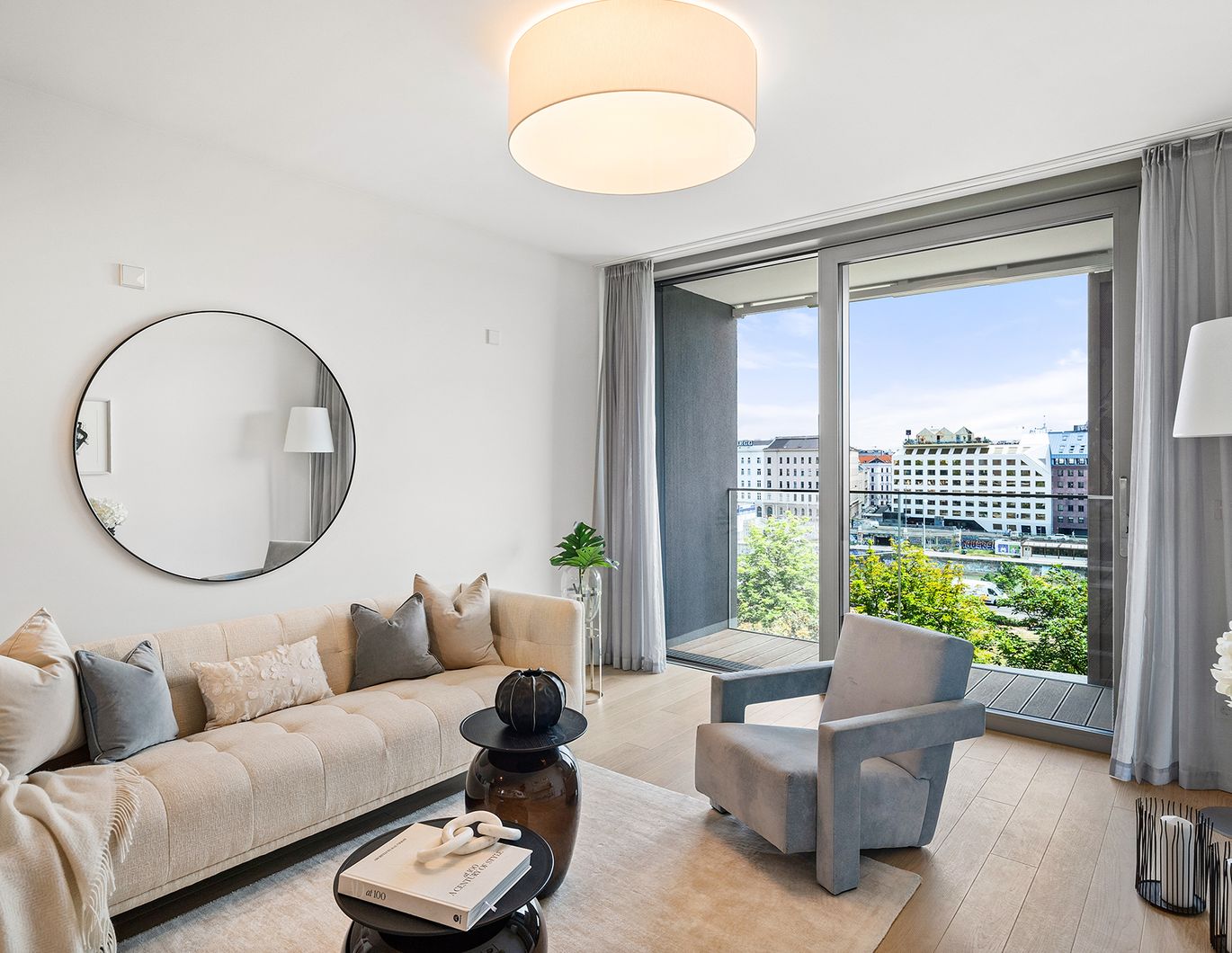 MORNING SUN - EXCLUSIVITY - ELEGANCE - WITH CONCIERGE! KAYSER - 3 rooms, 2 bathrooms & Loggia