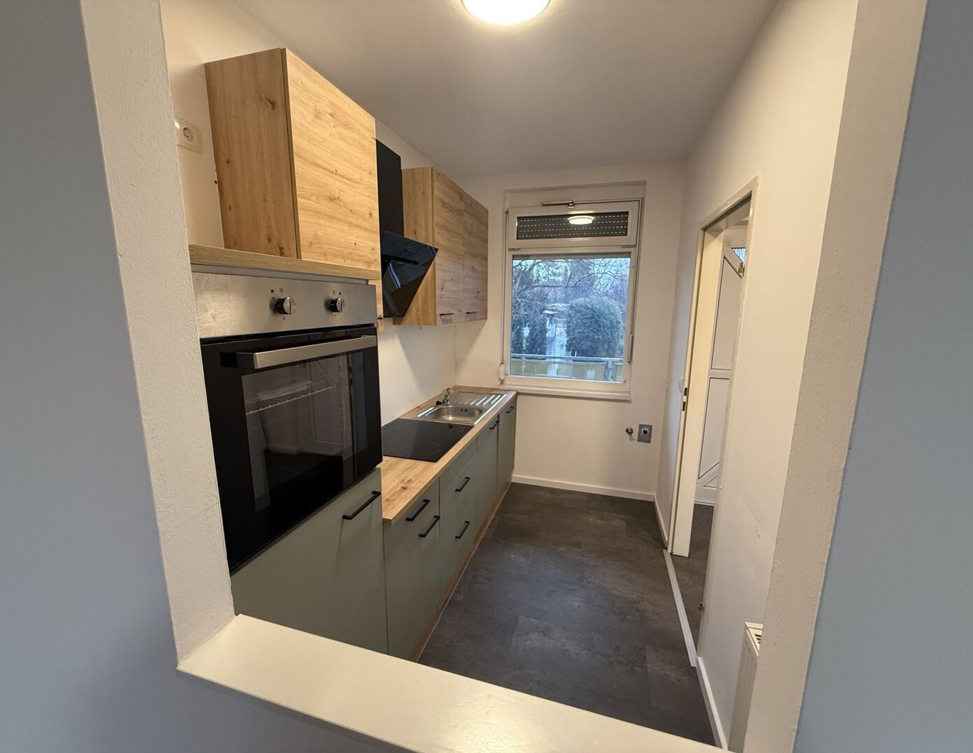 TIEFGARAGE | KELLERABTEIL | ERSTBEZUG NACH RENOVIERUNG | ALLES NEU