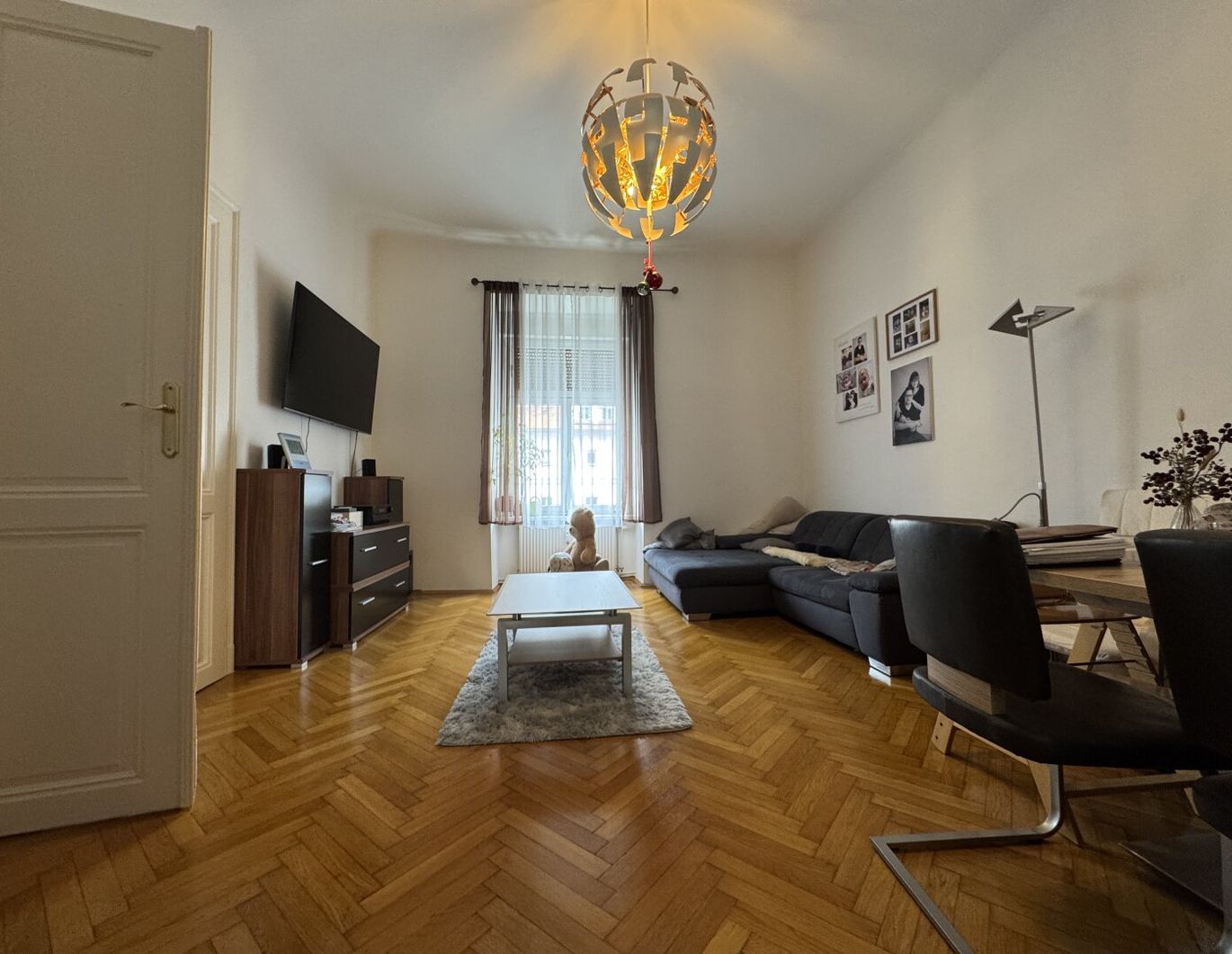 Charmante, top sanierte Altbauwohnung in zentraler Lage - Elisabethinergasse, Graz
