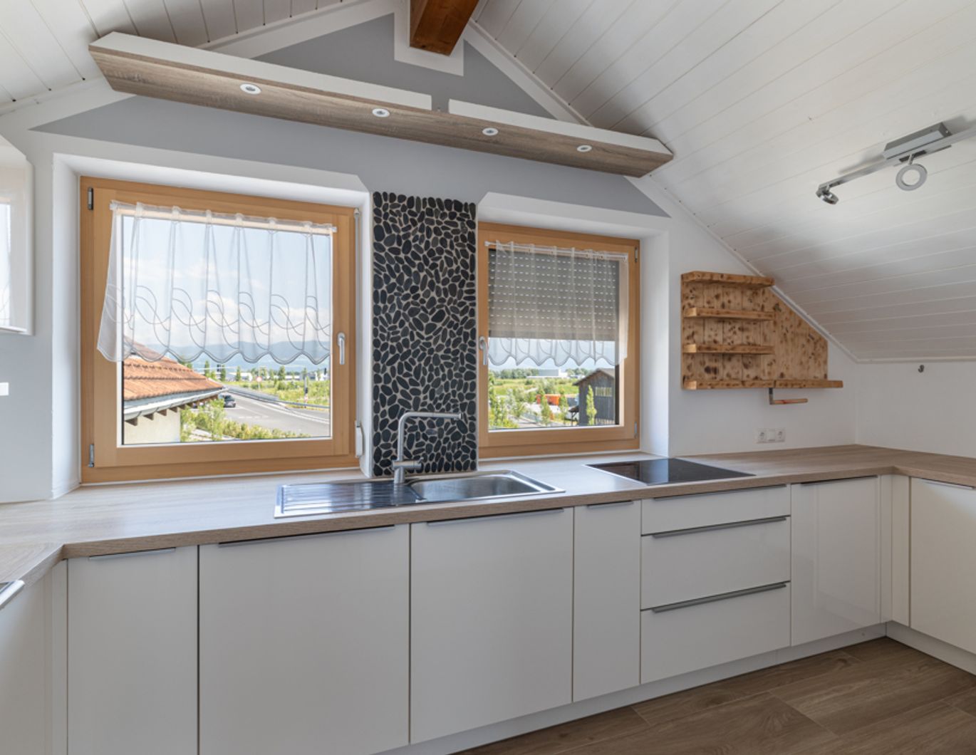 Heimelige 4,5-Zimmer Dachgeschosswohnung