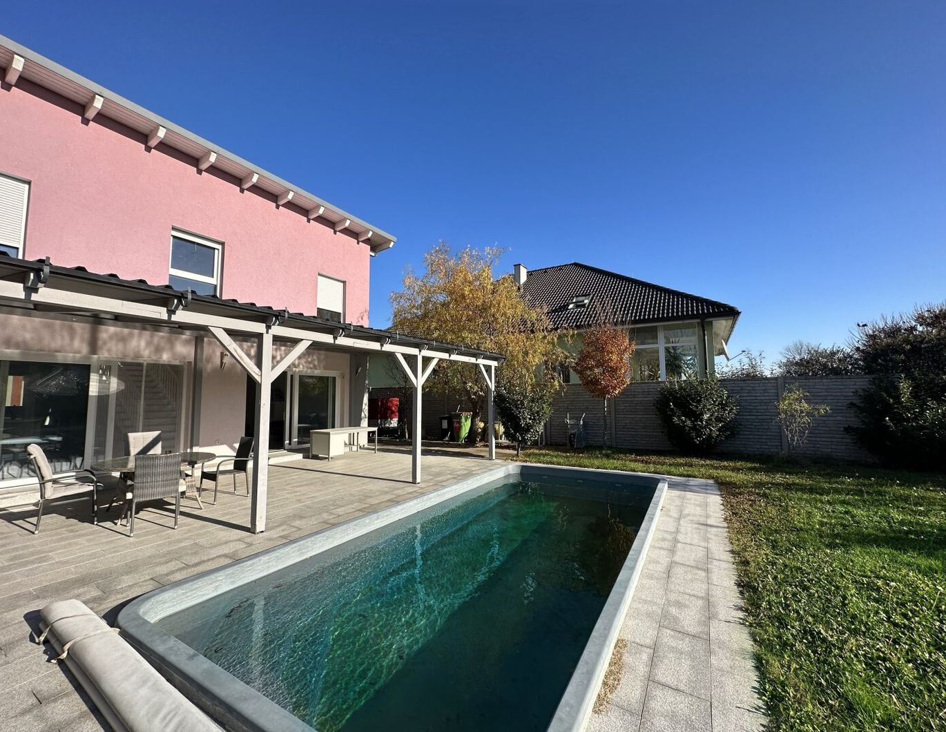 Idyllische Naturlage in Marchegg - Modernes Einfamilienhaus mit Pool & Garten - mit Kaufoption!!