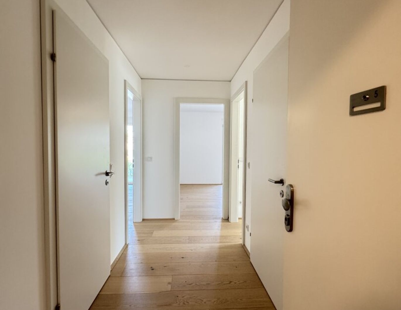 Stilvolle 3-Zimmer-Gartenwohnung mit großzügiger Terrasse - Wohnen im Grünen nahe der Donau