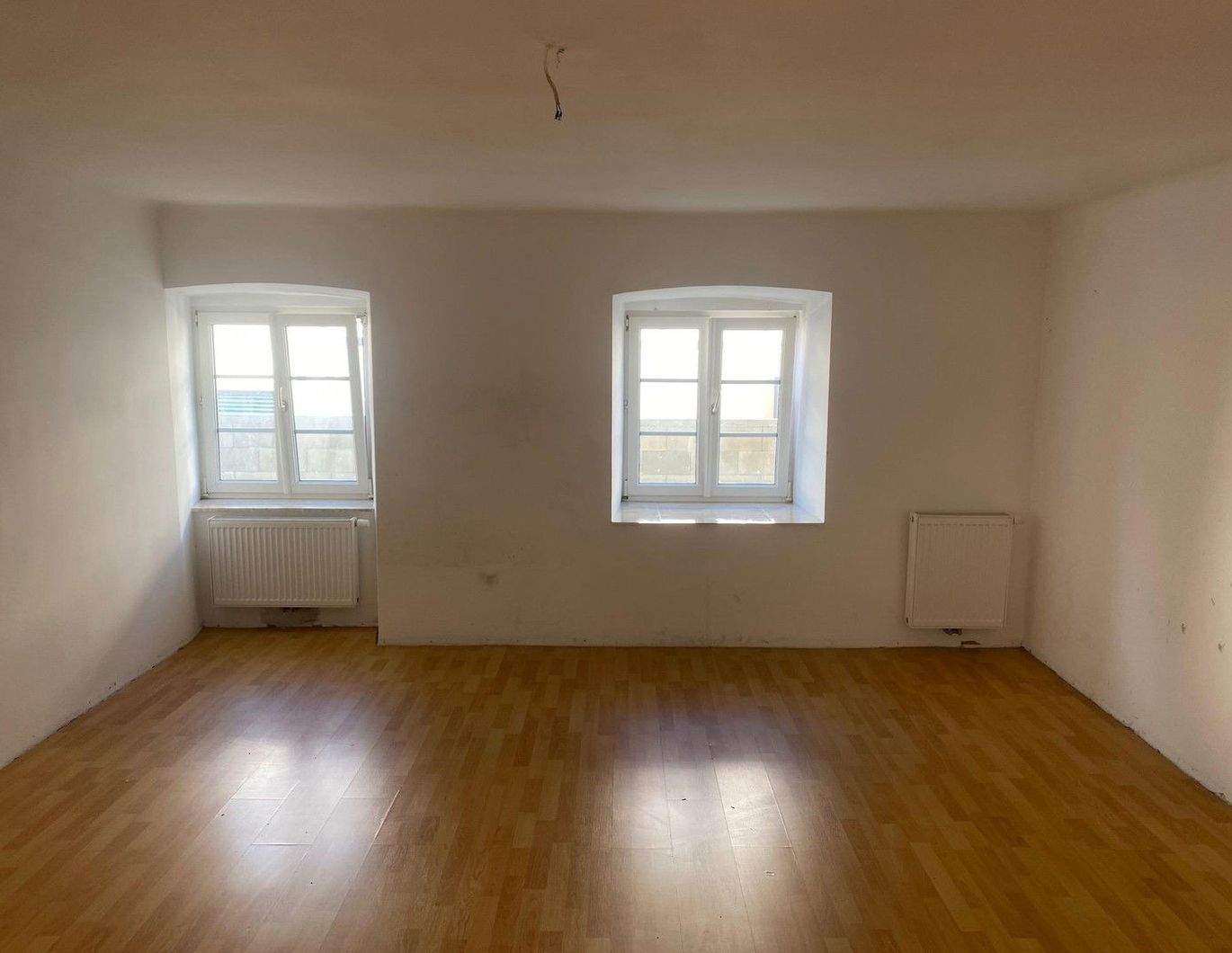 1 Zimmerwohnung mit Nebenräumen