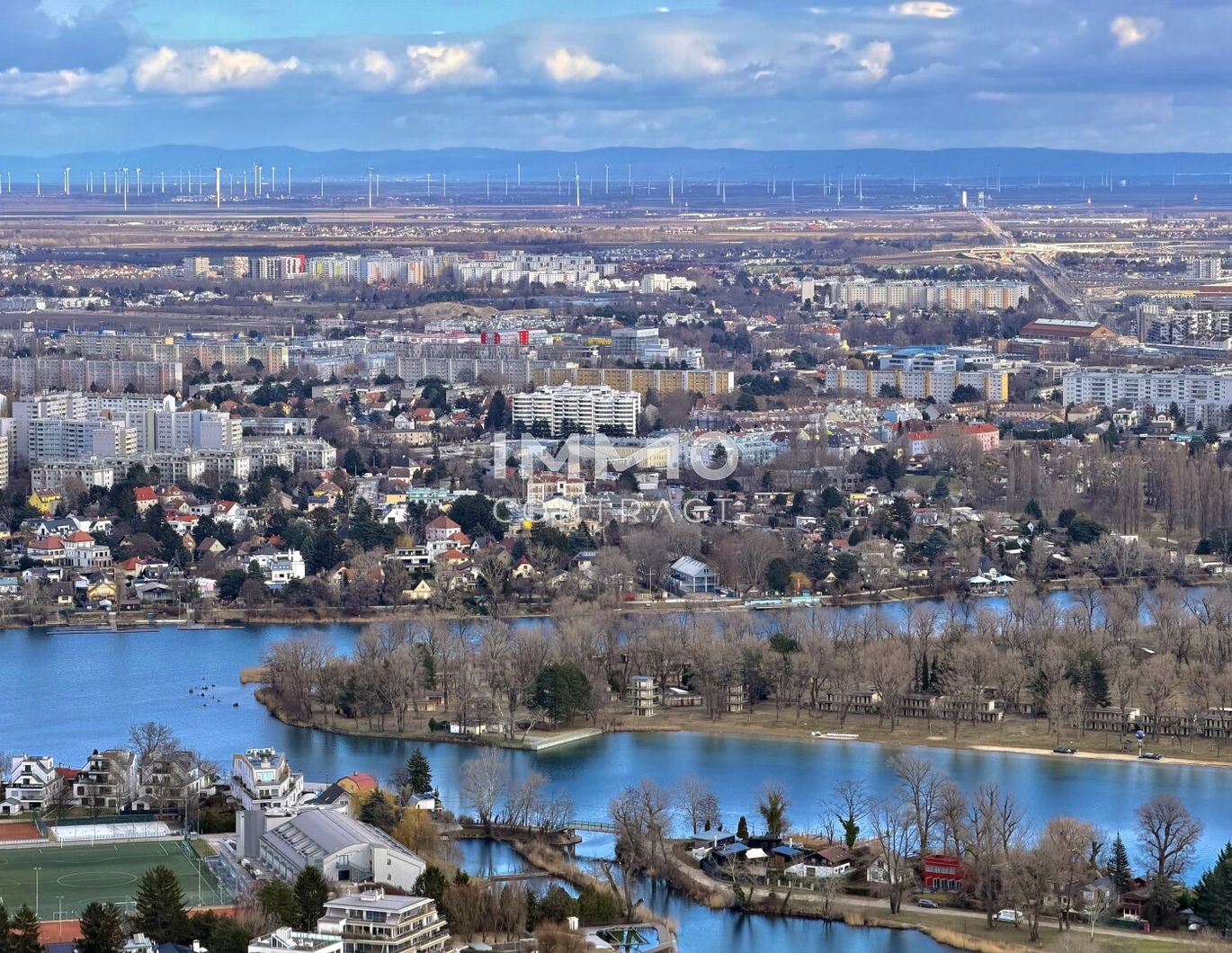 Ostseitiges Studio im Hochhaus - Wohnen mit Morgenlicht im 45 Stock