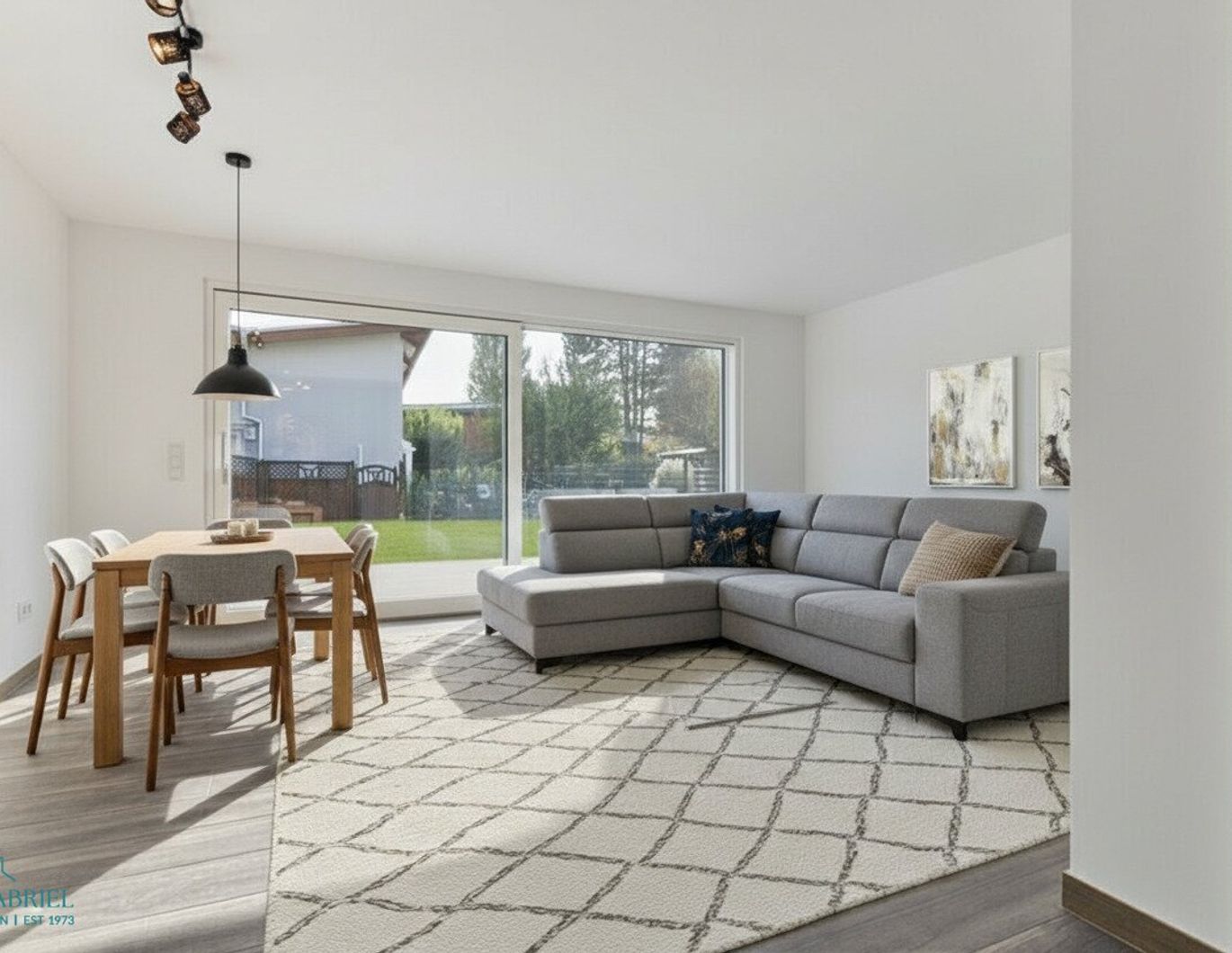 EINFAMILIENHAUS - NÄHE VIC & ALTE DONAU