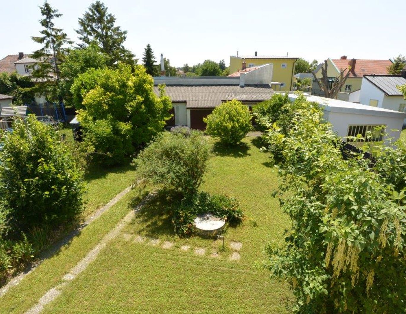 Sonniges- und ruhiges Wohnen in Himberg - sanierungsbedürftig!