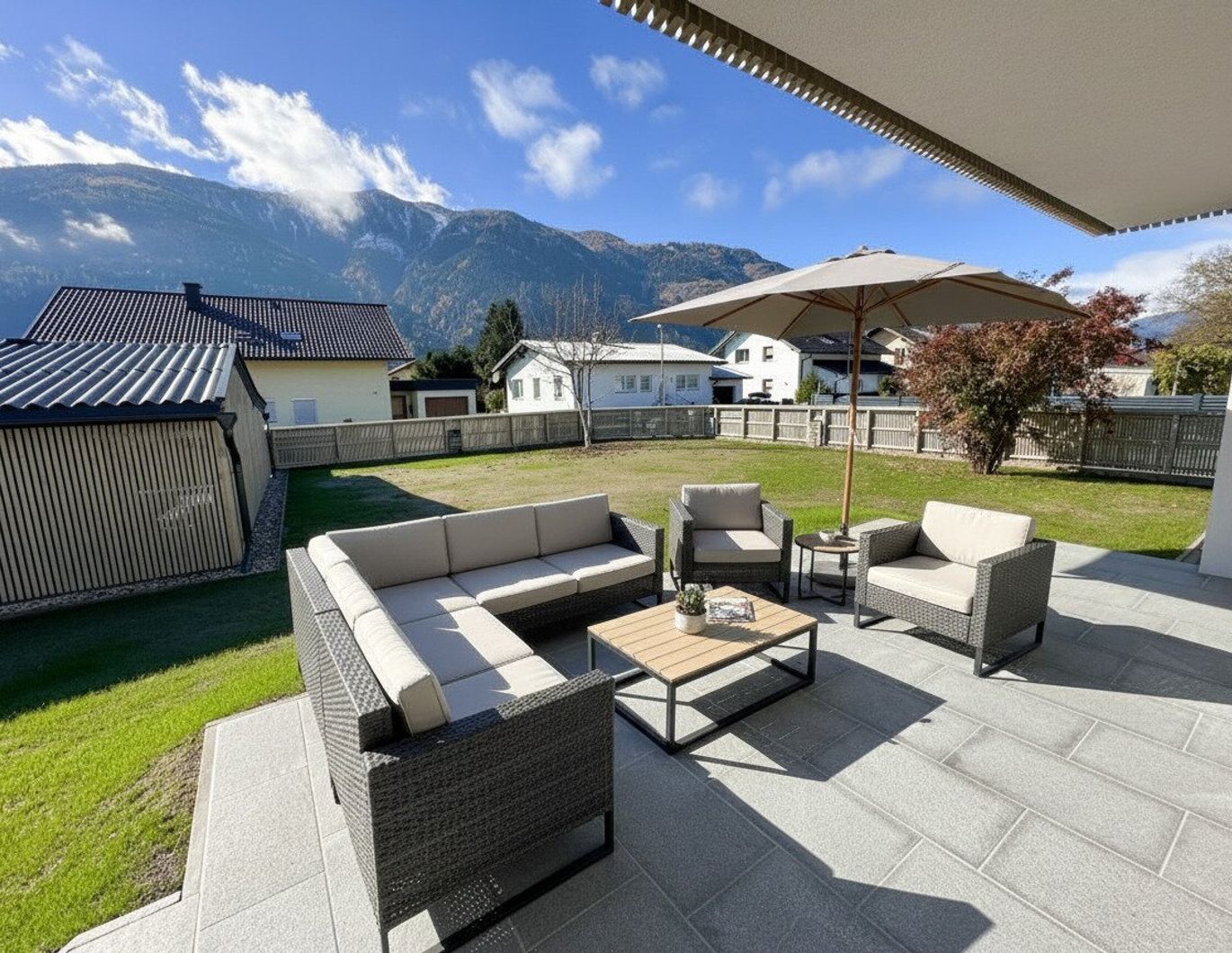 WOHNEN IM GRÜNEN - VOLLRENOVIERTE 3-ZIMMER WOHNUNG MIT EIGENEM GARTENPARADIES IN SPITTAL AN DER DRAU!