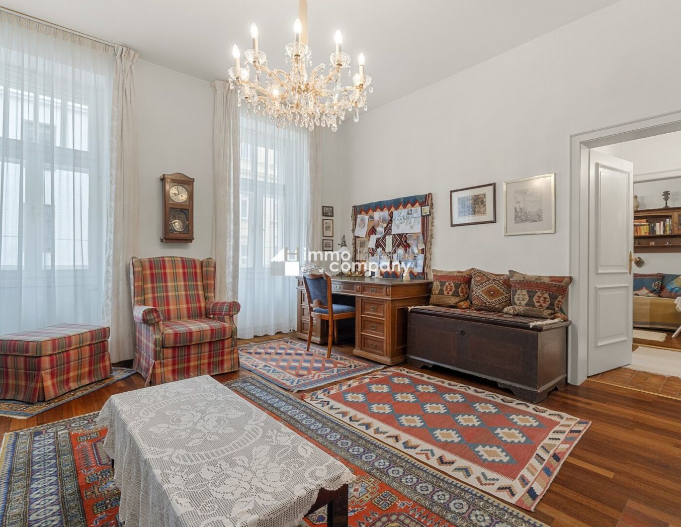 Elegante Altbauwohnung, mit Charakter