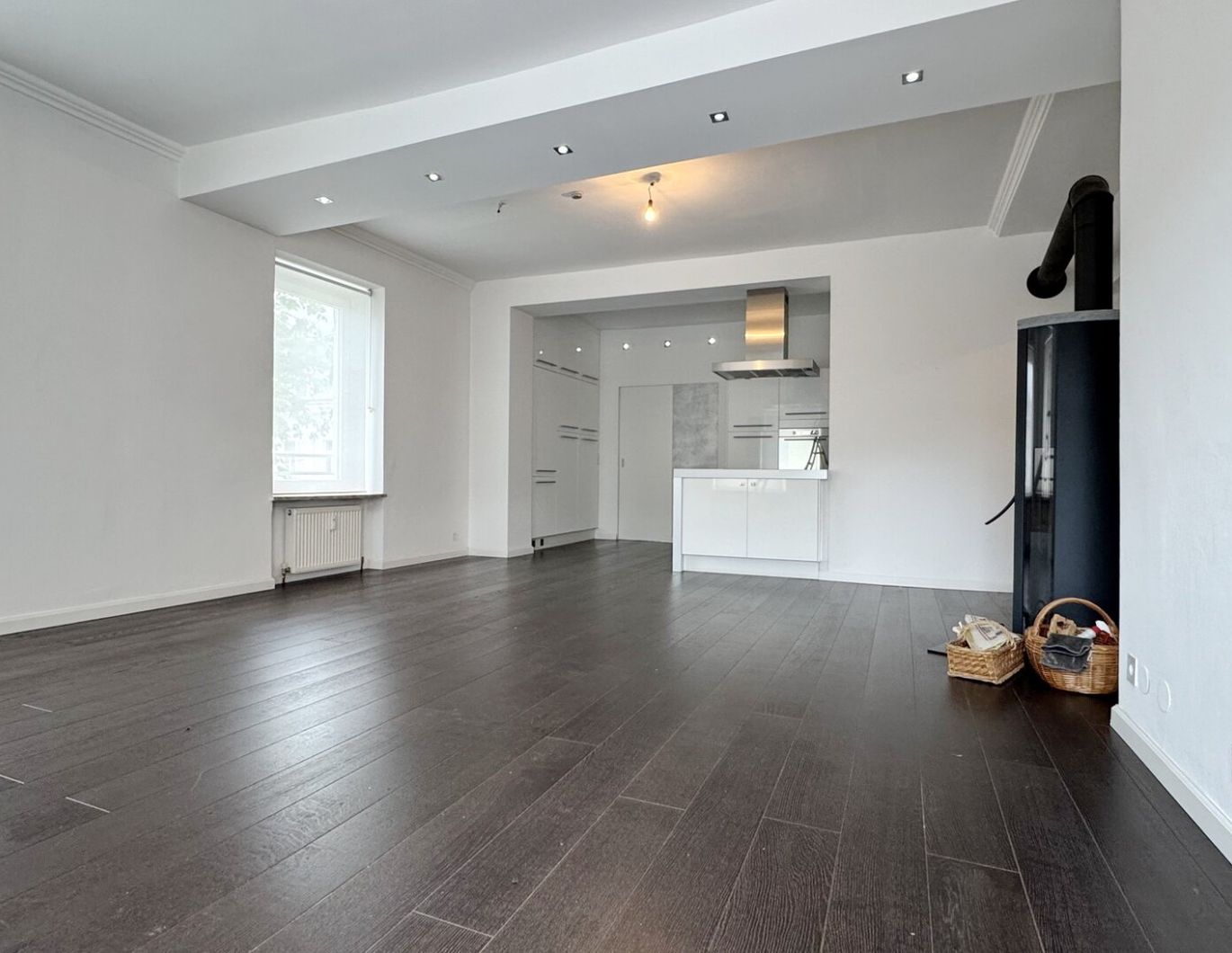 KAUF - SALZBURG STADT - ANDRÄVIERTEL: Große, komfortable 108 m² 4-Zimmer-Altbau-Wohnung mit Süd-West-Balkon