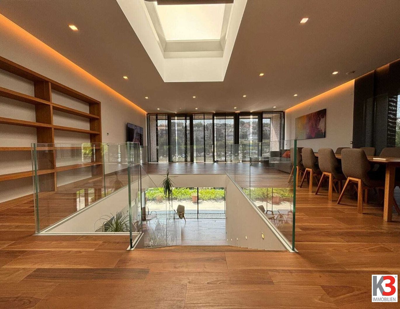 K3 - Luxuriöse Villa in beliebter Stadtlage mit Pool und SPA-Bereich.