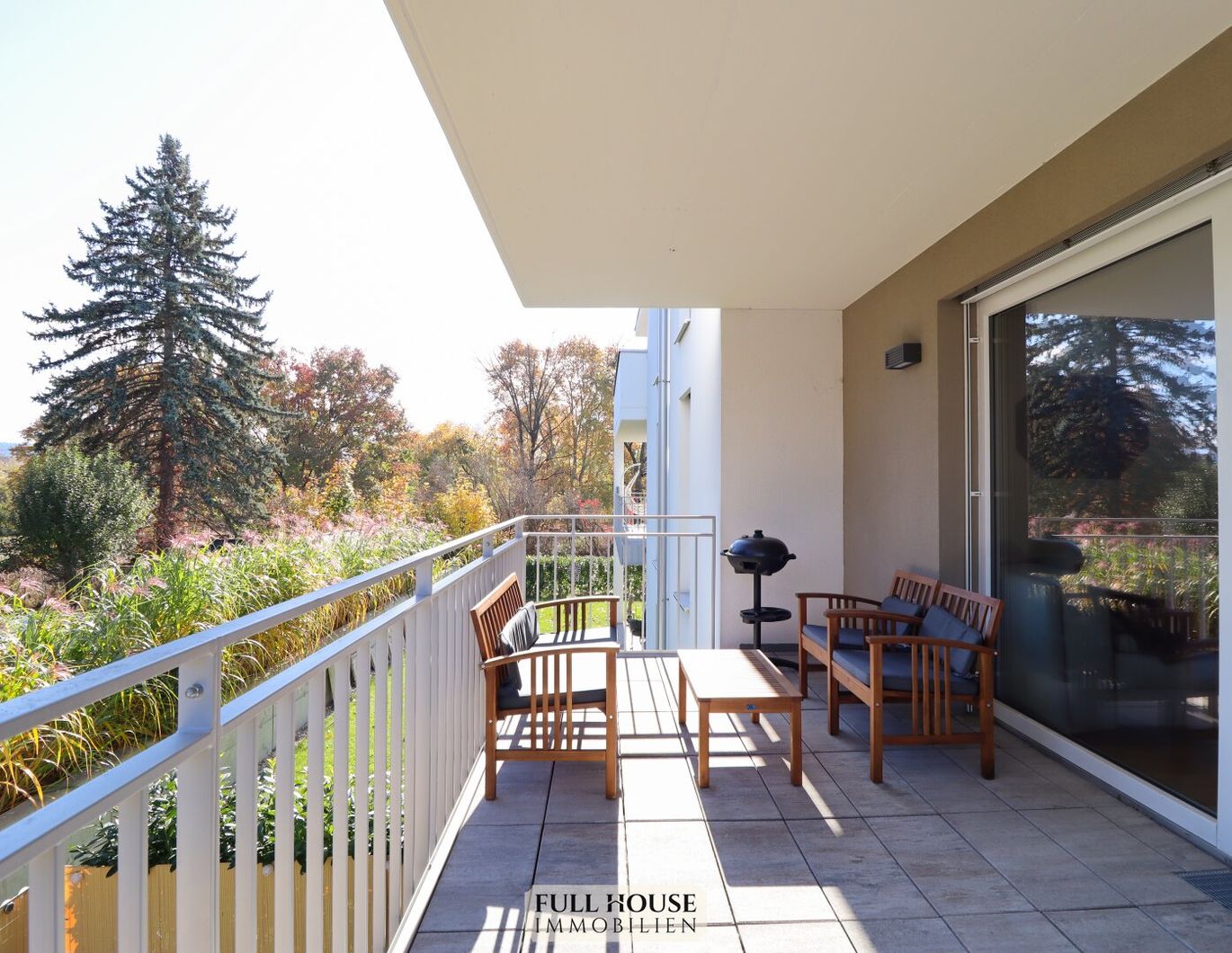 Neubau Zweitbezug 2-Zimmer-Wohnung mit großem Balkon - ruhige, zentrale Lage nahe der Drau