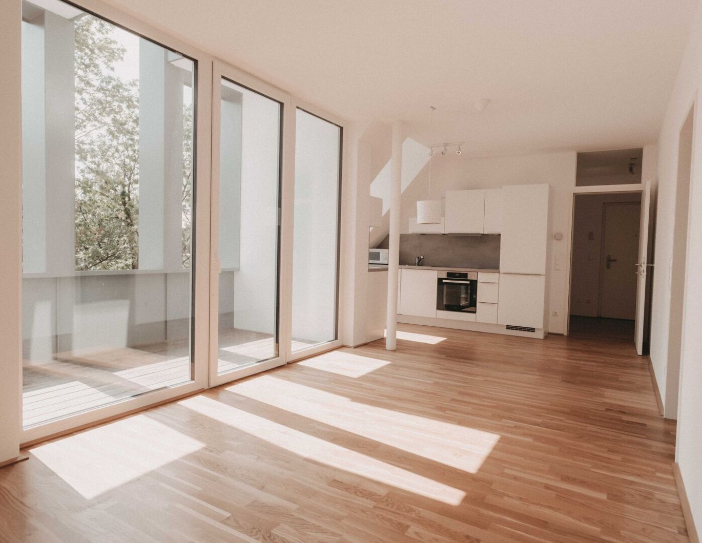 MODERN FEELING! 13533