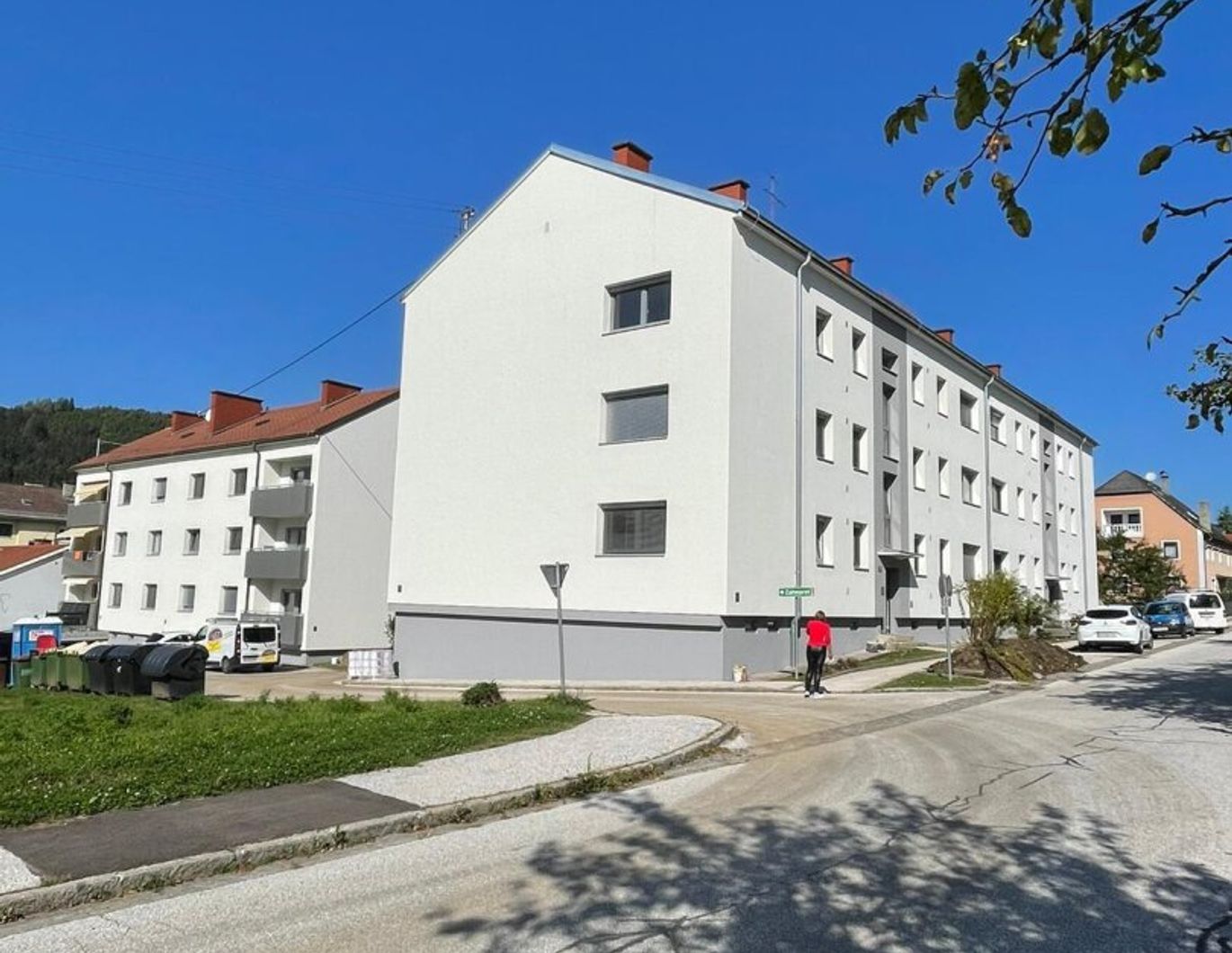 Sanierte Eigentumswohnung zum Top Preis !