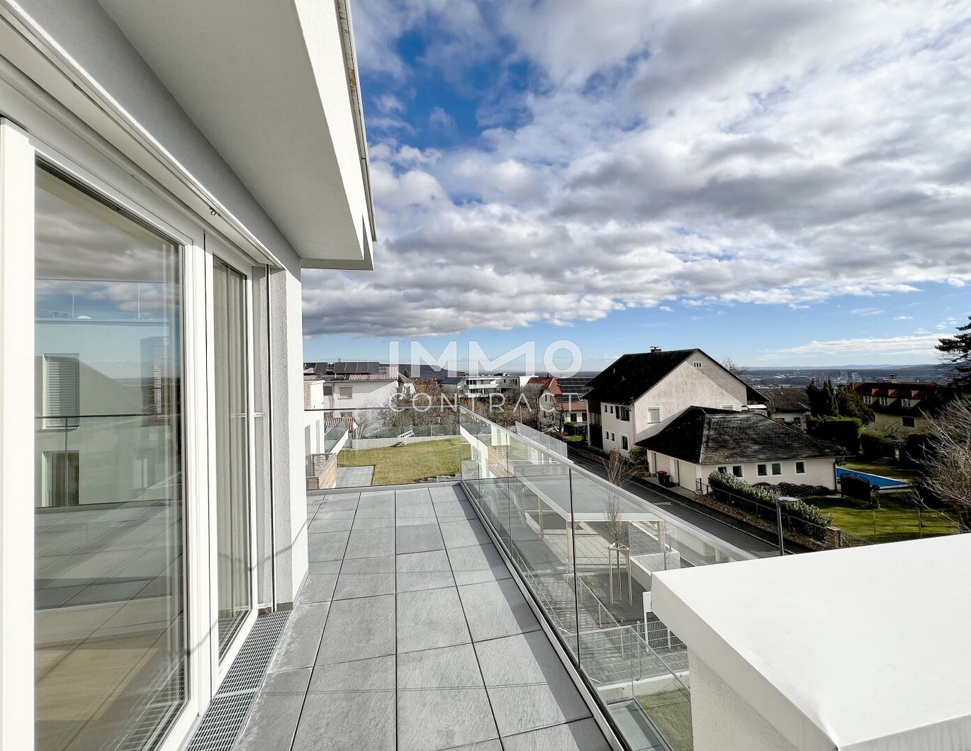 KREMSER WOHNDOMIZIL3Zi- 100qm -Penthouse -Eigentum, Lift, Tiefgarage, in beliebter Grünruhelage