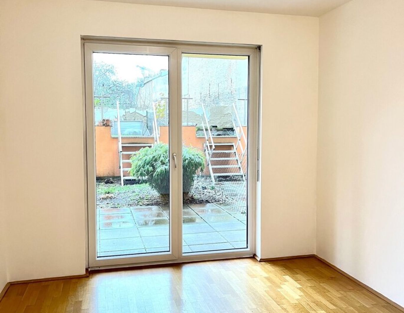 Idyllisches Wohnen: 2-Zimmer Gartenwohnung in 1200 Wien