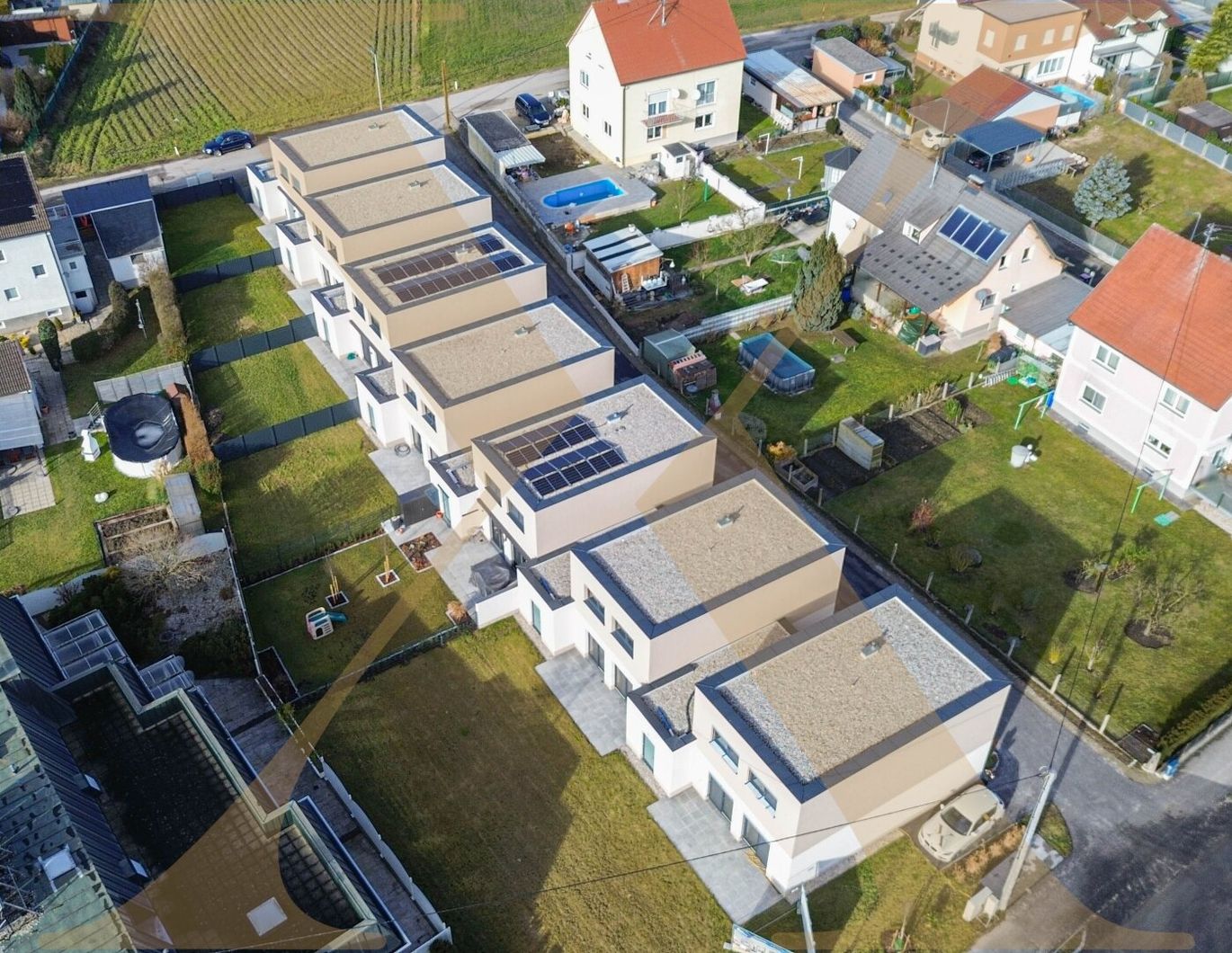 Attraktive Kapitalanlage: Provisionsfreies Niedrigenergie Reihenhaus in Traun zu verkaufen! (H6)