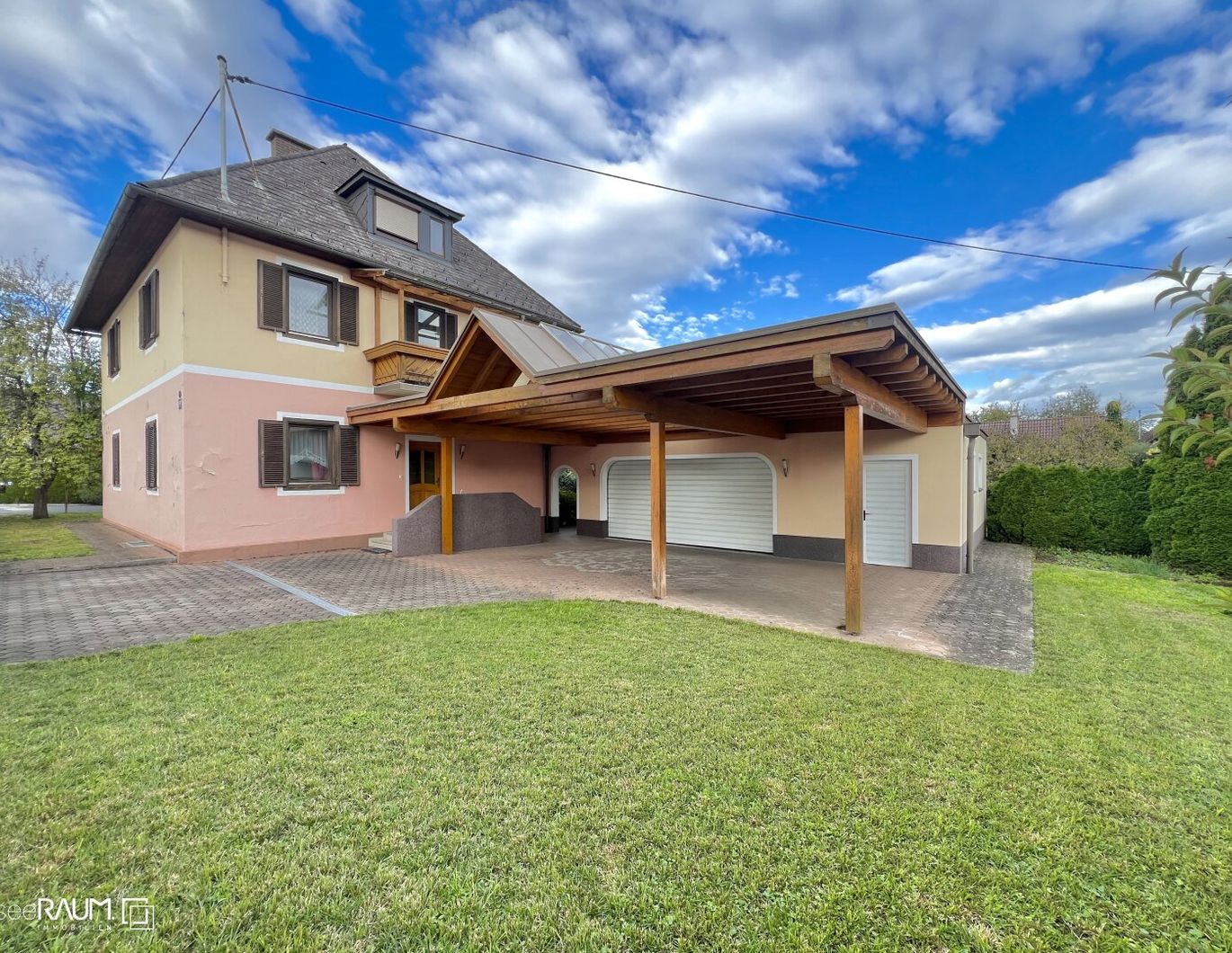 ANGEBOTSVERFAHREN: Sanierungsbedürftiges Mehrfamilienhaus in Klagenfurt