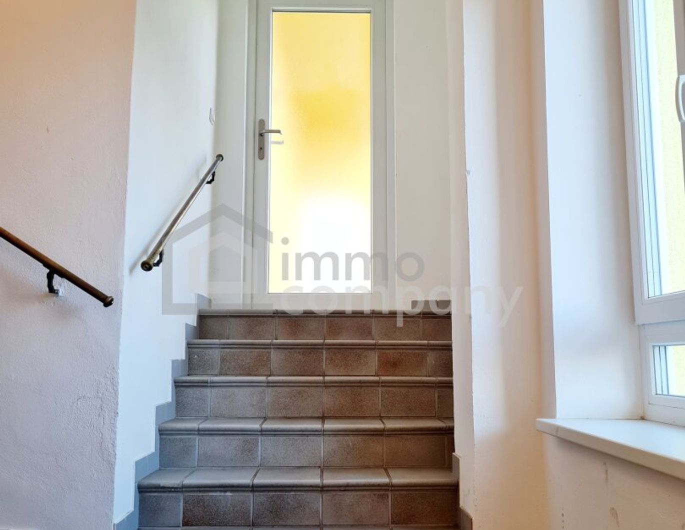 Renditeobjekt mit Potenzial: Zinshaus NÖ - 340m², vollsaniert, großer Garten, 8 Stellplätze