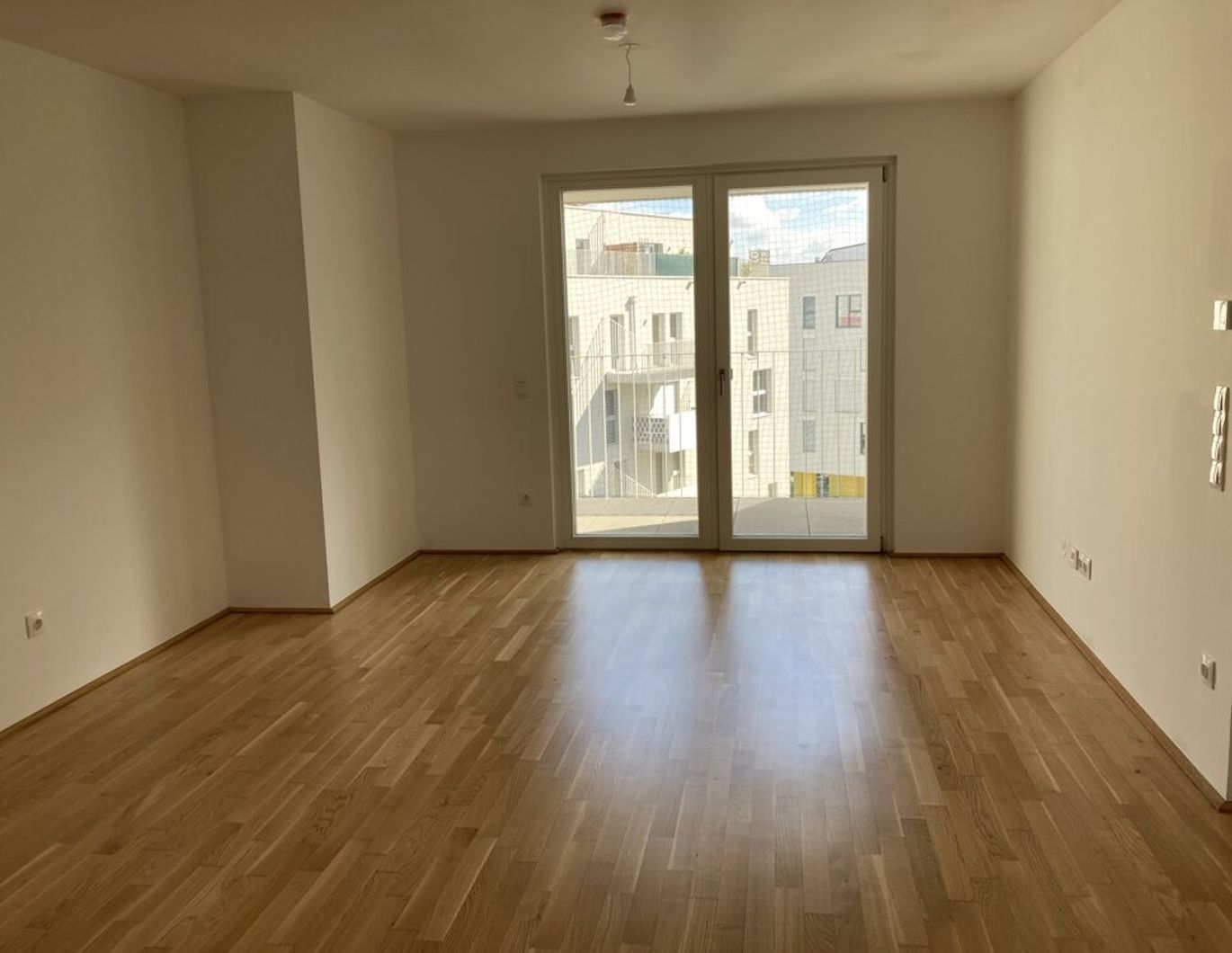 2-Zimmer Wohnung mit Balkon - Top 01-046