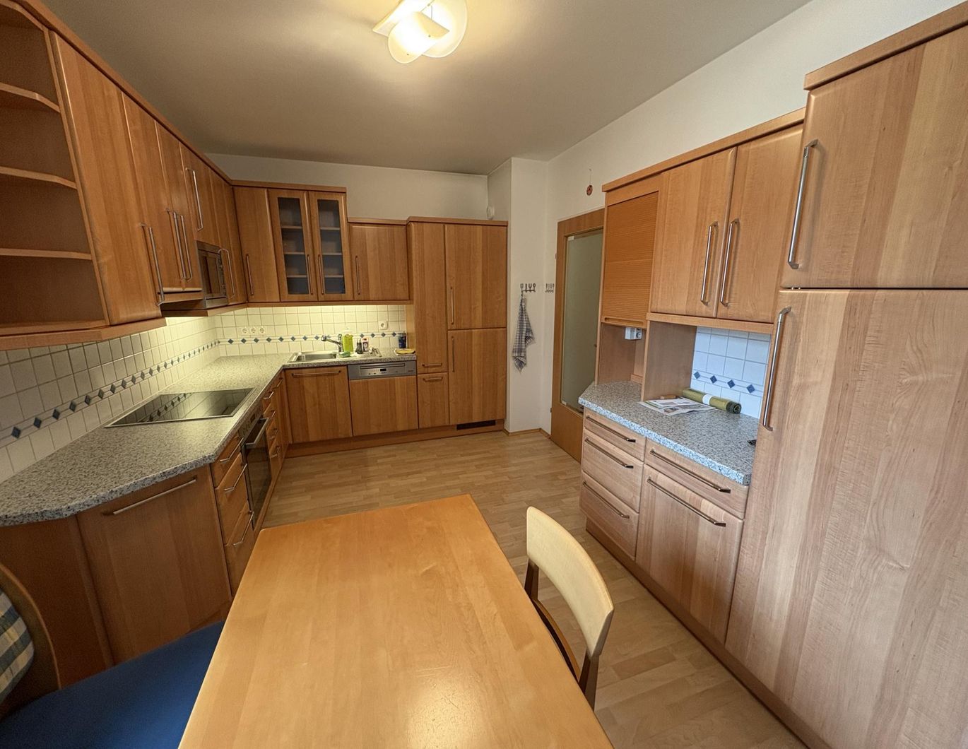 Attraktive 4-Zimmer-Wohnung mit Loggia & Tiefgaragenplatz