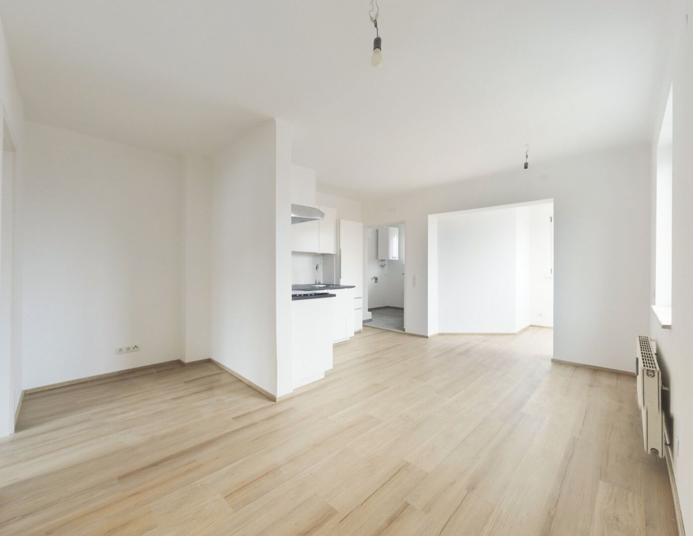 Renovierte 2-Zimmer-Wohnung mit neuer Einbauküche in zentraler Lage von Hausmannstätten