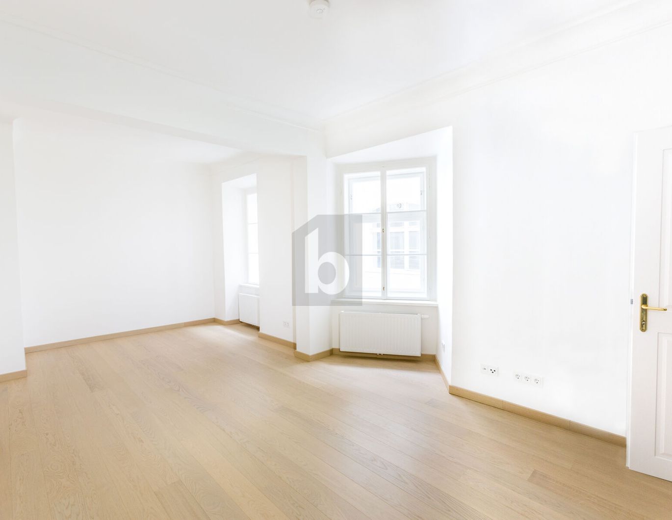 TOP LAGE: EXKLUSIVES WOHNEN NAHE STEPHANSPLATZ
