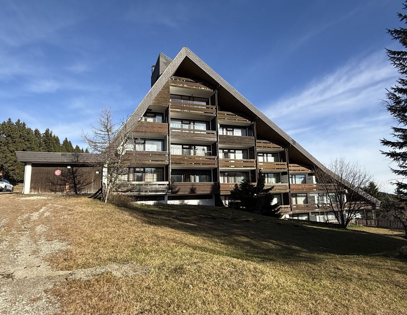 Voll möblierte Ferienwohnung mit Südbalkon am Gaberl zu verkaufen!