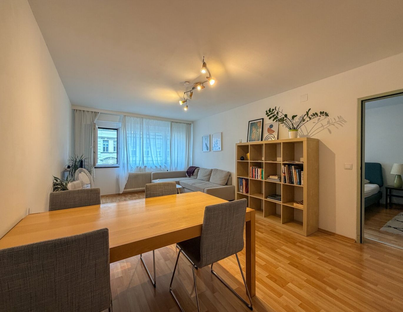 FLORIDSDORFER GRÜNRUHELAGE - großzügige 3-Zimmer-Wohnung