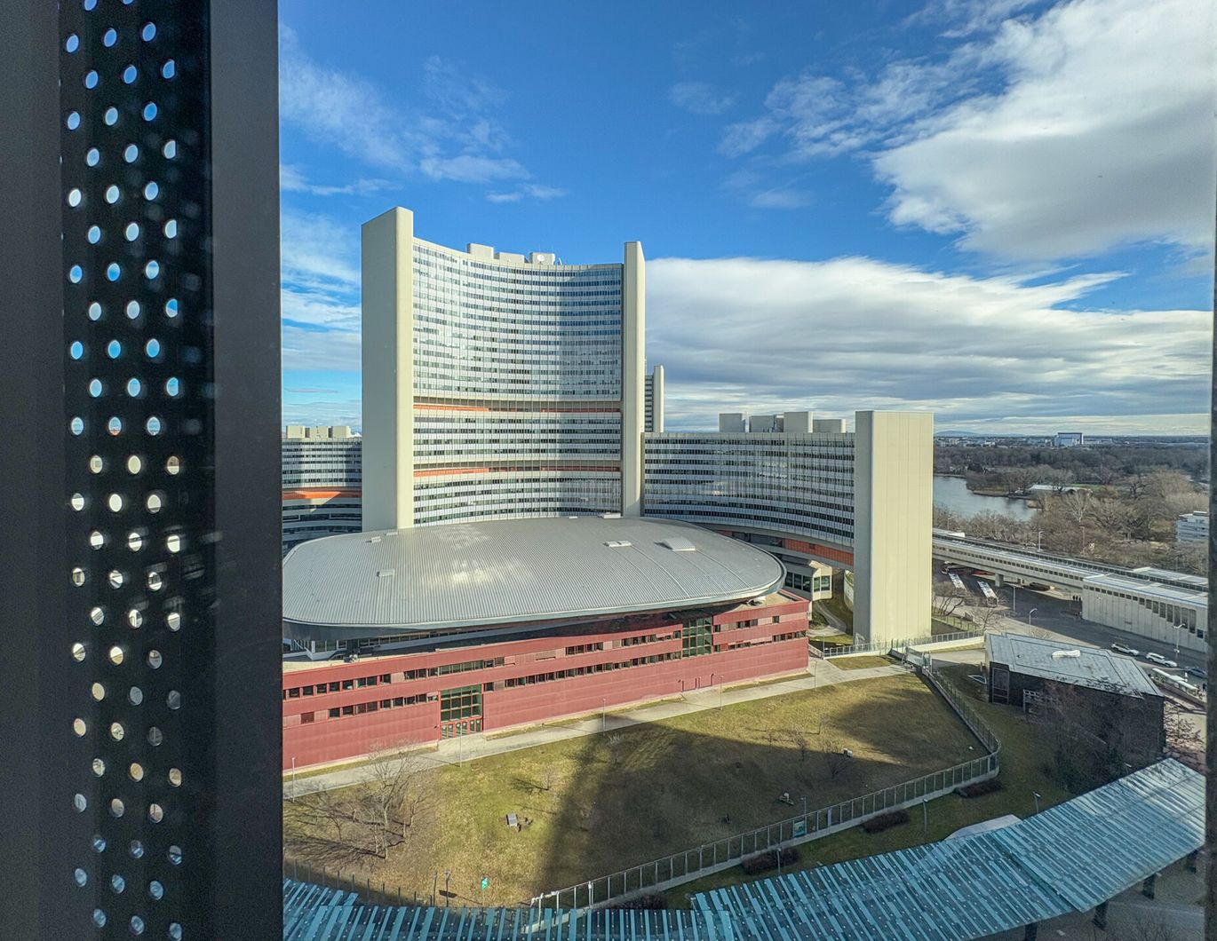3-Zimmer-Wohnung mit 2 Bädern - Erstbezug in den DC Flats - zu mieten in 1220 Wien
