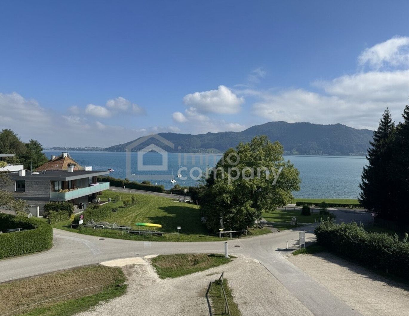 Modernes Haus mit Seeblick - Sommer - Sonne - lange Grillabende und Genuss pur am Attersee!