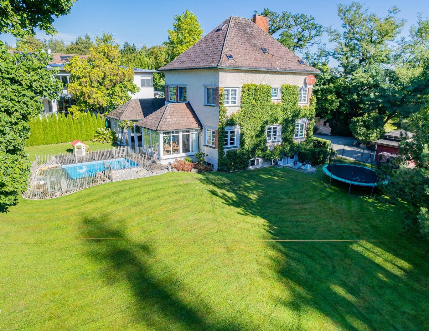 Stilvolles Einfamilienwohnhaus in Gallspach - Wohnen mit Garten, Pool & Sauna