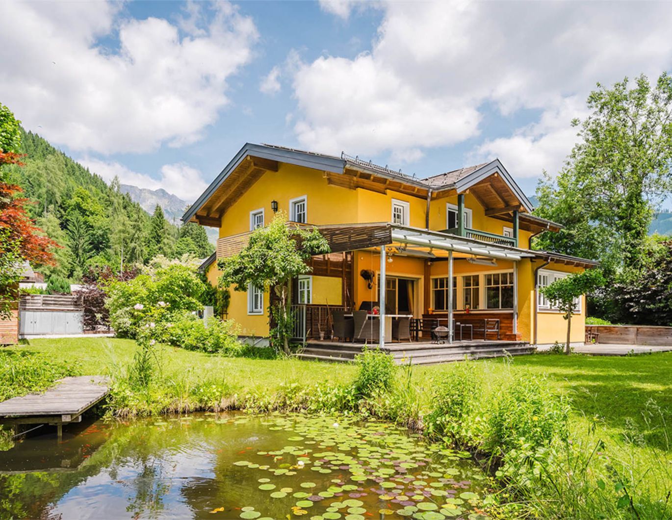 Zuhause in den Bergen!  Familienidyll mit Naturschwimmteich und Bergblick in Werfenweng