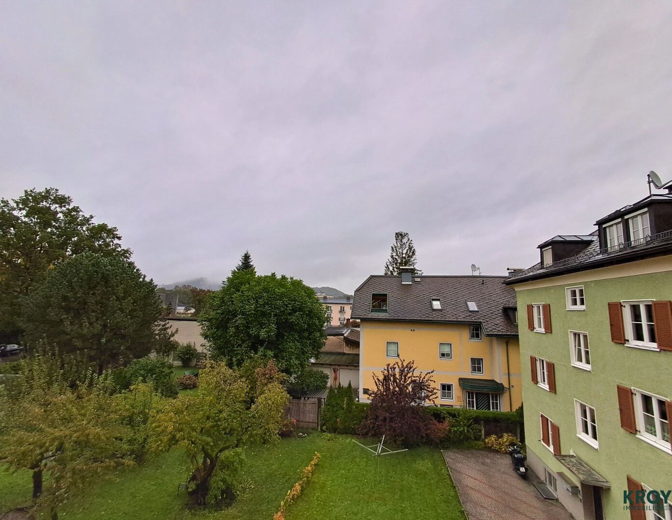 Kompakte 3-Zimmer-Wohnung mit attraktivem Grundriss und gepflegter Ausstattung - ruhige, zentrale Stadtlage